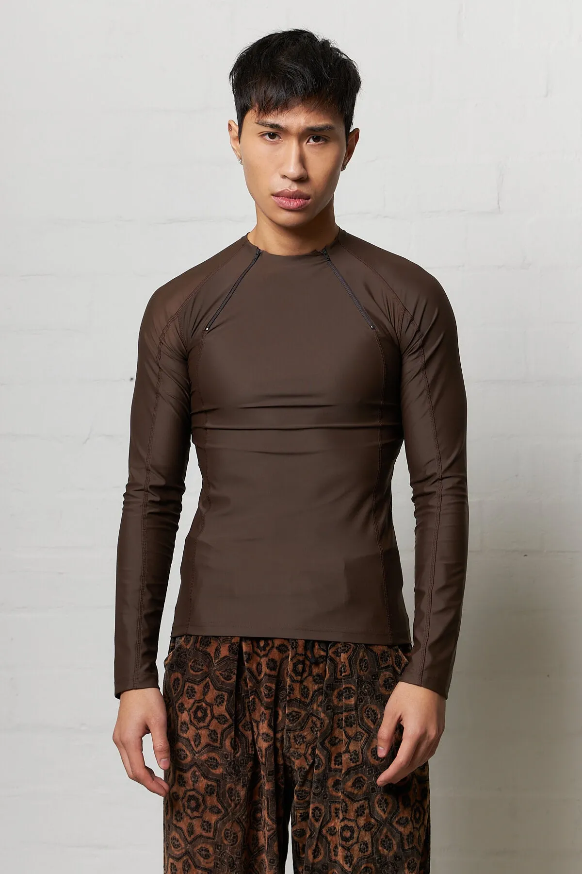 Ande Longsleeve Rashguard Chocolate