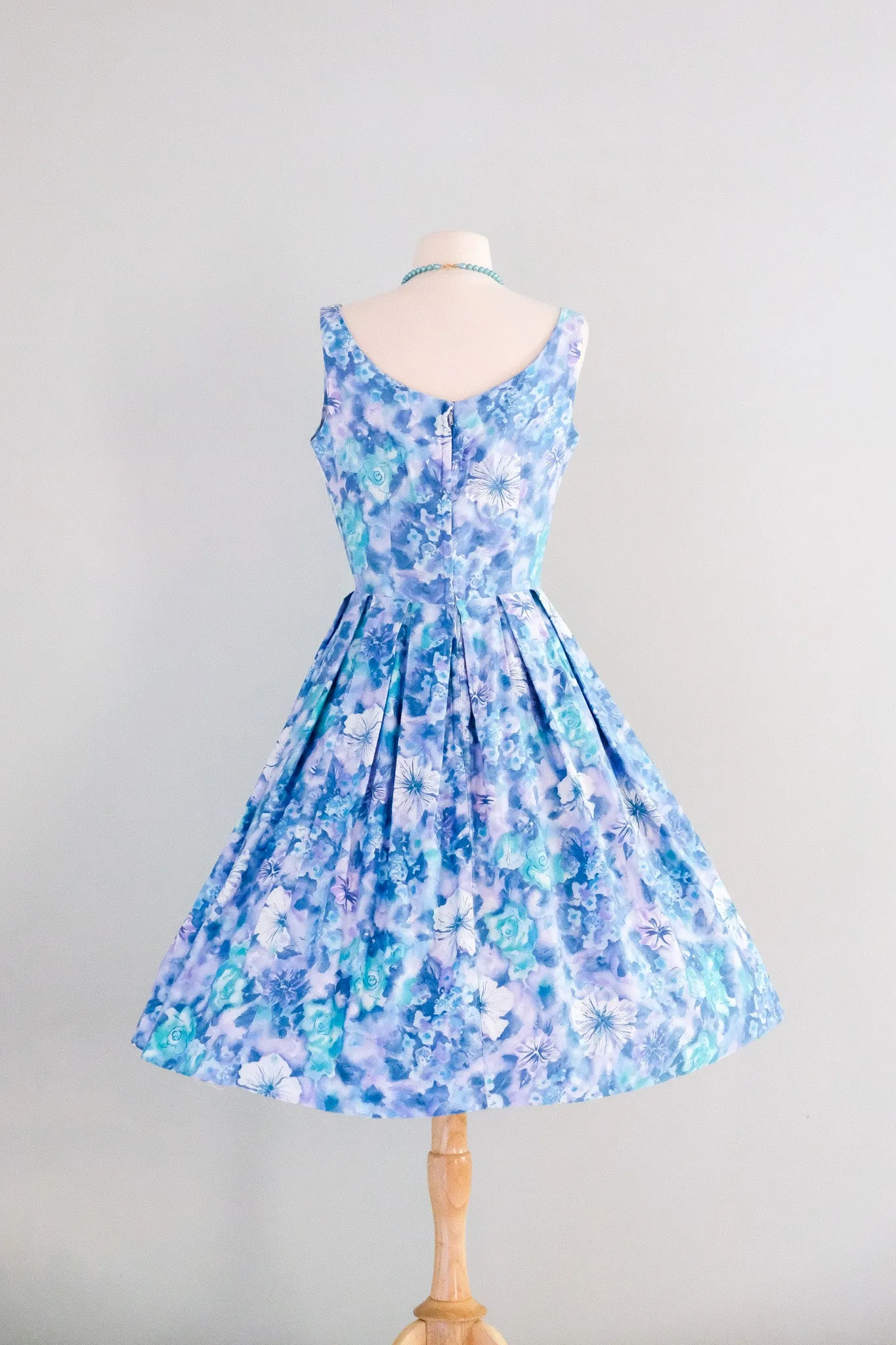 Beautiful 1950's Periwinkle Haze Watercolor Floral Cotton Day Dress / Sz M