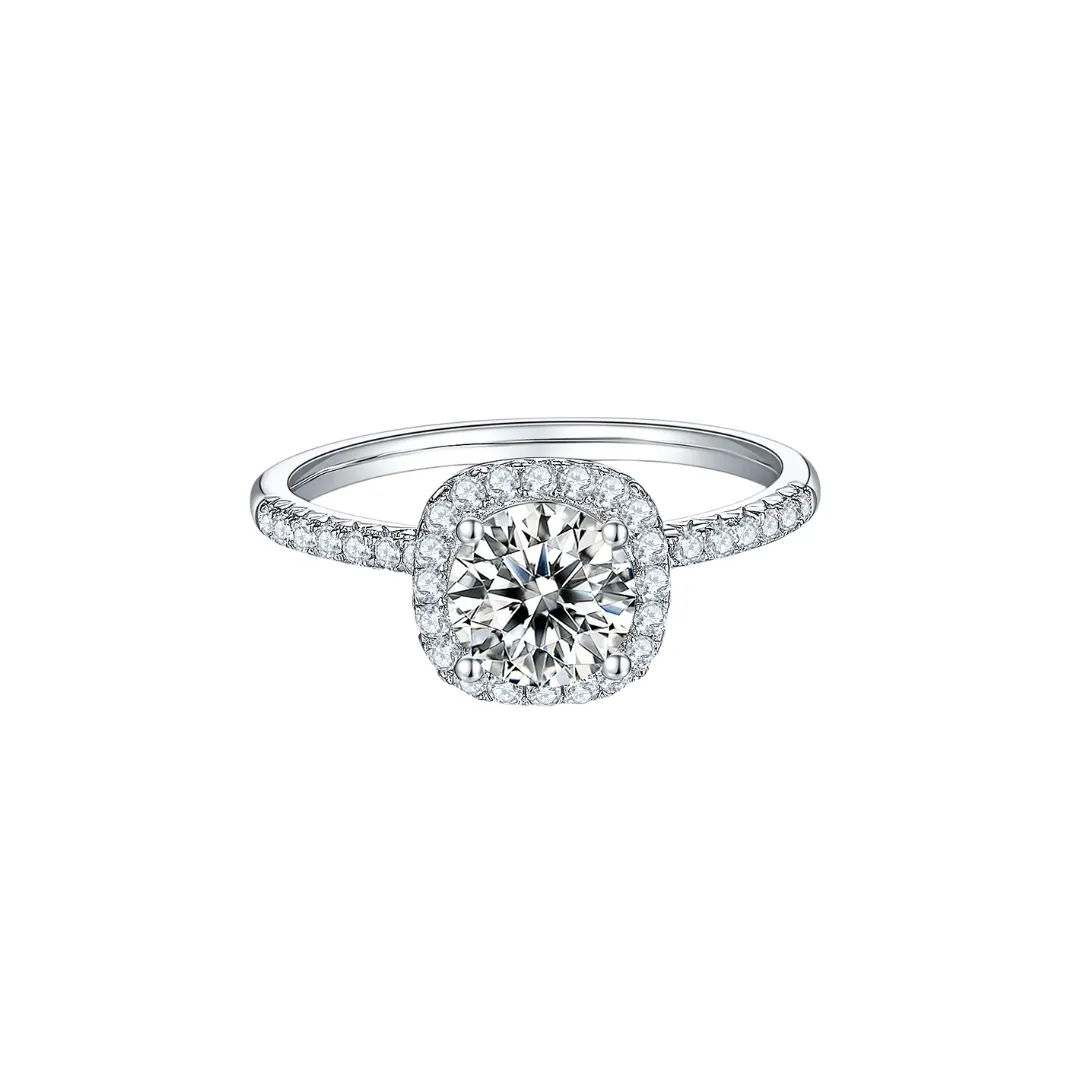 CLAUDIA MOISSANITE RING