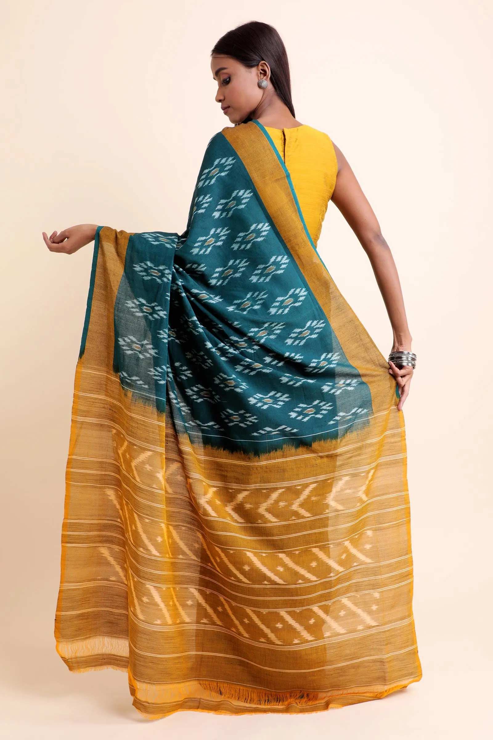 Floating Flower Pochampally Cotton Saree